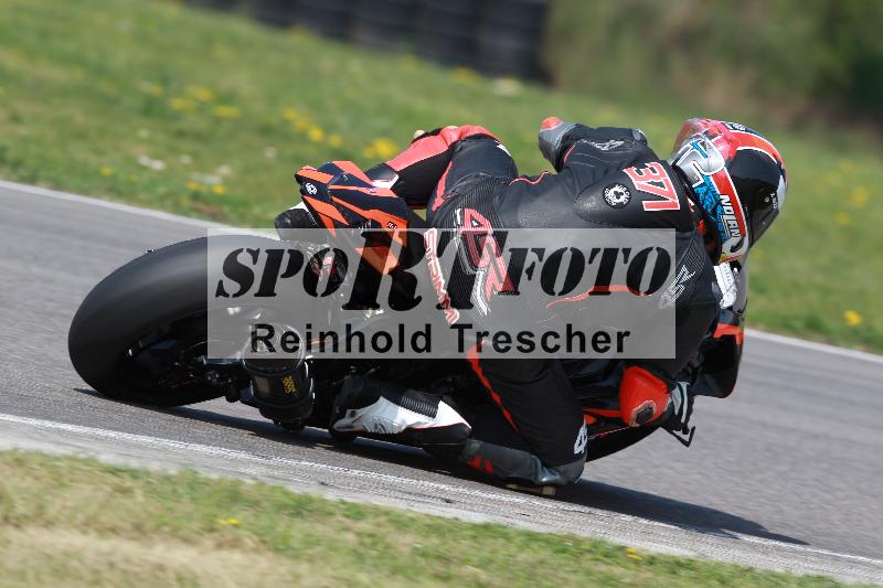 /Archiv-2022/06 15.04.2022 Speer Racing ADR/Gruppe rot/371